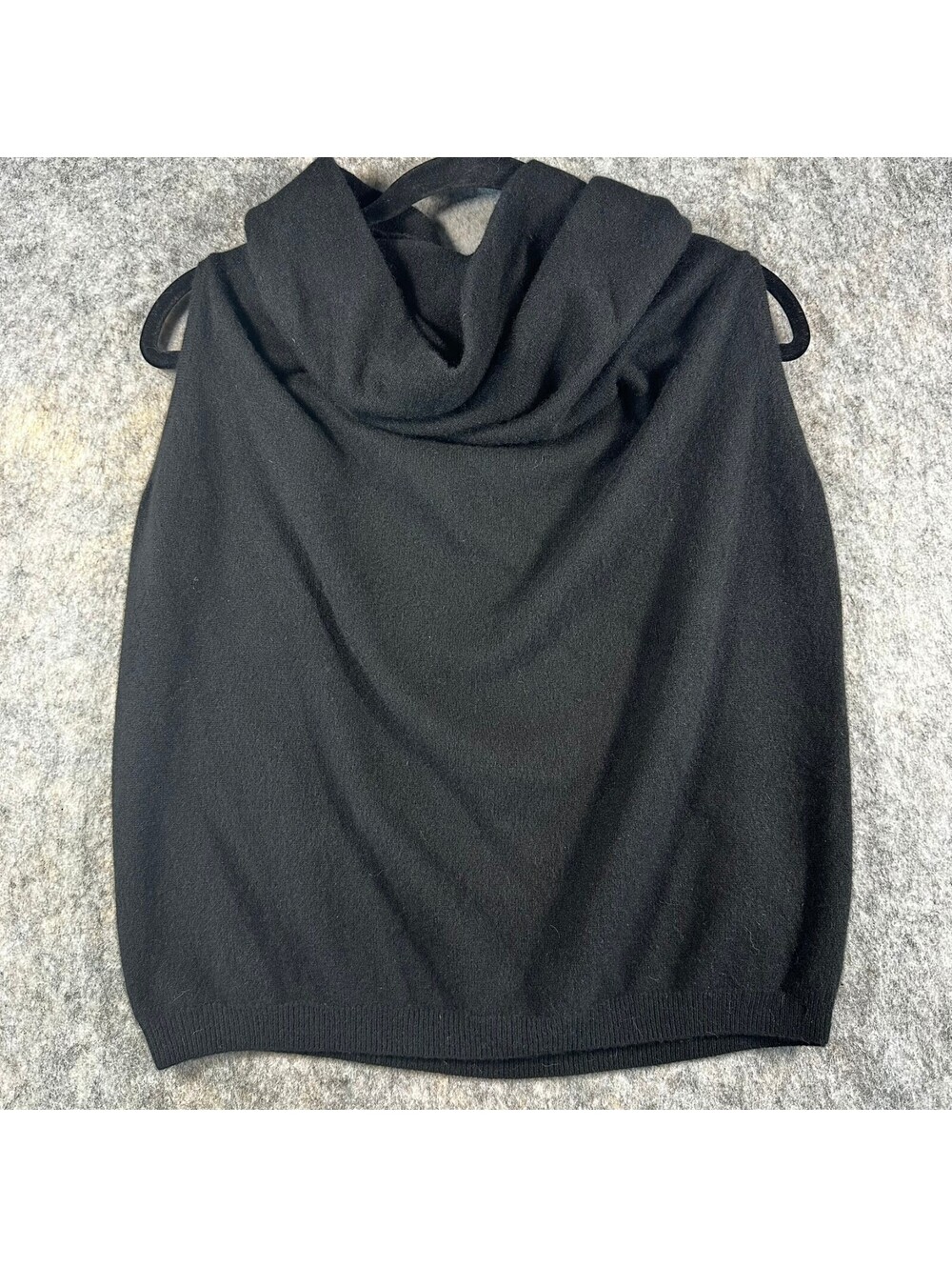 Vince. Black Cowl Neck Sleeveless 100% Cashmere Sweater Minimal Luxe Top Sz S